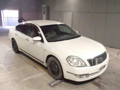 Nissan TEANA  с аукциона в Японии