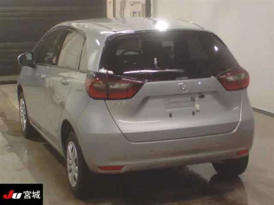 Honda FIT  с аукциона в Японии