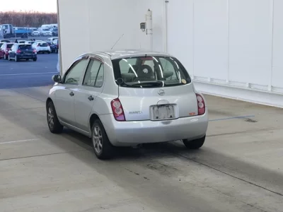 Nissan MARCH  с аукциона в Японии