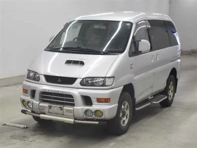 Mitsubishi DELICA