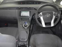 Toyota PRIUS лот № 195 оценка 3  с аукциона в Японии 5