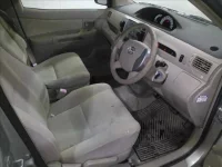 Toyota RAUM лот № 2048 оценка R  с аукциона в Японии 3