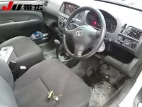 Toyota SUCCEED лот № 7303 оценка R  с аукциона в Японии 5