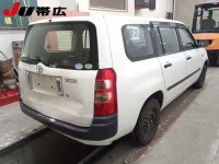 Toyota SUCCEED лот № 7303 оценка R  с аукциона в Японии 1