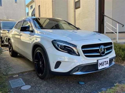 Mercedes-Benz GLA CLASS