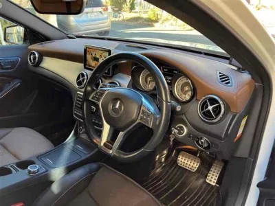 Mercedes-Benz GLA CLASS