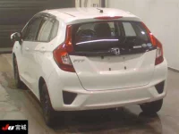 Honda FIT лот № 2055 оценка 3.5  с аукциона в Японии 1