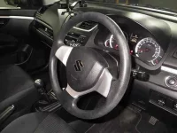 Suzuki SWIFT лот № 7041 оценка 3.5  с аукциона в Японии 7