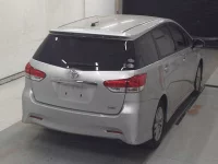 Toyota WISH лот № 3040 оценка 3.5  с аукциона в Японии 4