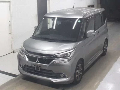 Mitsubishi DELICA D2  с аукциона в Японии