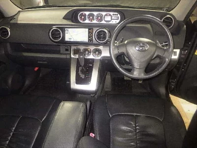 Toyota COROLLA RUMION  с аукциона в Японии