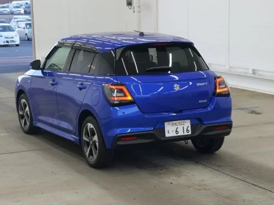 Suzuki SWIFT  с аукциона в Японии