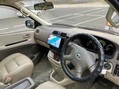 Toyota HIACE  с аукциона в Японии