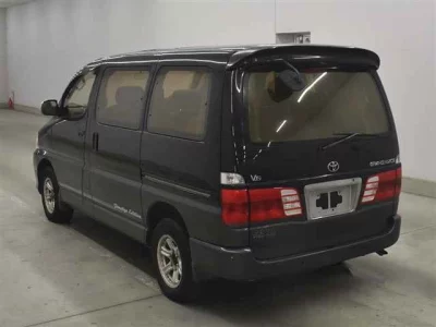 Toyota HIACE  с аукциона в Японии