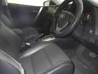 Toyota AURIS лот № 201 оценка R  с аукциона в Японии 1