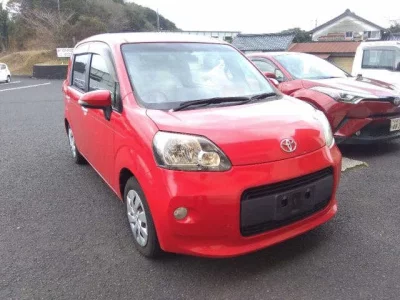 Toyota PORTE  с аукциона в Японии