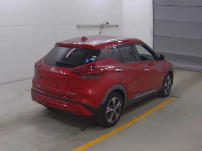 Nissan KICKS  с аукциона в Японии