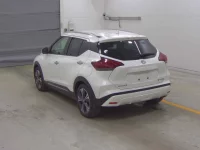 Nissan KICKS лот № 52 оценка 3.5  с аукциона в Японии 1