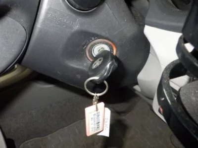 Toyota COROLLA AXIO  с аукциона в Японии