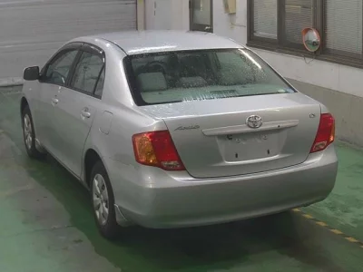 Toyota COROLLA AXIO  с аукциона в Японии