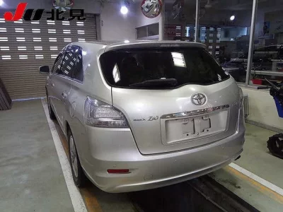 Toyota MARK X ZIO  с аукциона в Японии