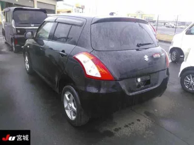 Suzuki SWIFT  с аукциона в Японии