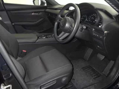 Mazda MAZDA3  с аукциона в Японии