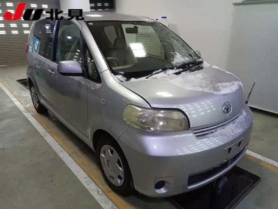 Toyota PORTE  с аукциона в Японии