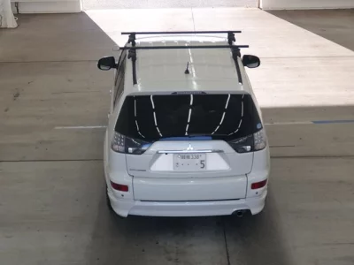 Mitsubishi OUTLANDER  с аукциона в Японии