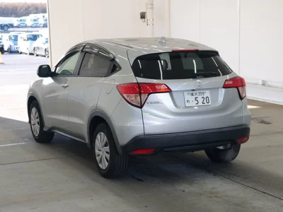 Honda VEZEL  с аукциона в Японии