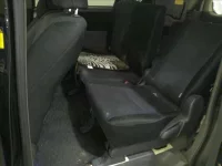 Toyota VOXY лот № 4242 оценка R  с аукциона в Японии 4