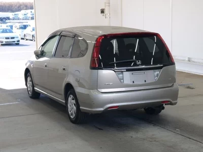 Honda STREAM  с аукциона в Японии