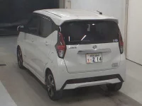 Nissan DAYZ лот № 3072 оценка 4  с аукциона в Японии 1