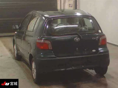 Toyota VITZ  с аукциона в Японии