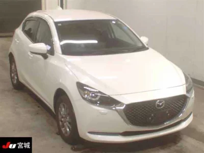 Mazda MAZDA2  с аукциона в Японии
