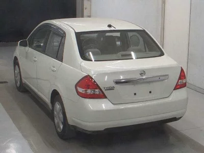 Nissan TIIDA LATIO