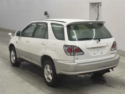 Toyota HARRIER  с аукциона в Японии