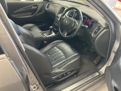 Nissan SKYLINE CROSSOVER