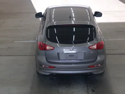 Nissan SKYLINE CROSSOVER