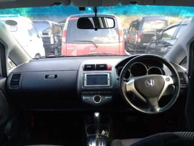 Honda FIT  с аукциона в Японии