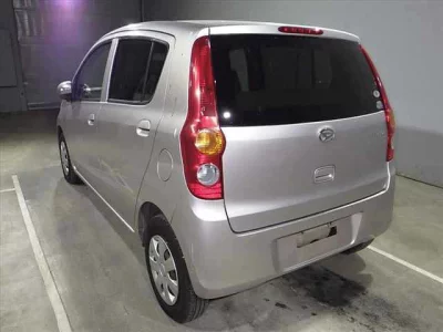 Daihatsu MIRA  с аукциона в Японии