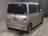 Daihatsu TANTO лот № 7123 оценка R  с аукциона в Японии 1
