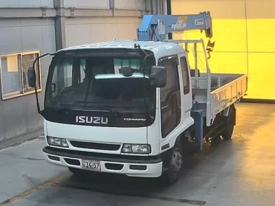 Isuzu FORWARD  с аукциона в Японии