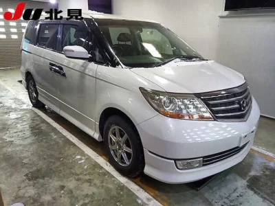 Honda ELYSION  с аукциона в Японии
