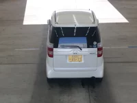 Honda ZEST лот № 2243 оценка 3.5  с аукциона в Японии 2