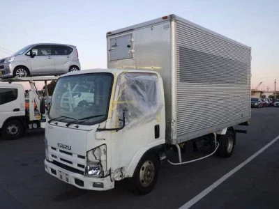 Isuzu ELF