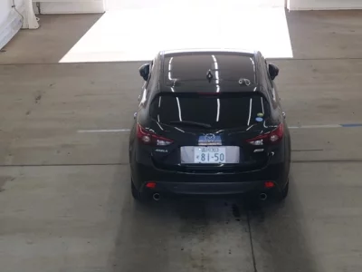 Mazda AXELA  с аукциона в Японии