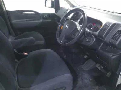 Nissan SERENA  с аукциона в Японии