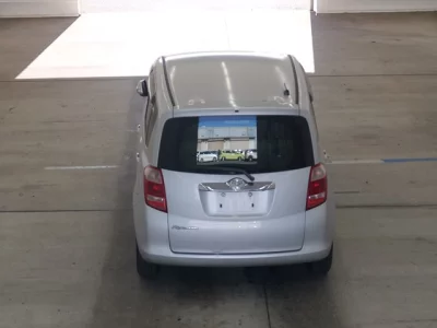 Toyota RACTIS  с аукциона в Японии