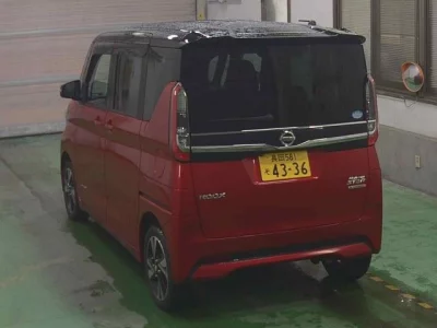 Nissan ROOX  с аукциона в Японии